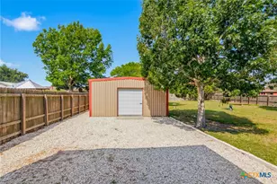 411 Dove Dr, Victoria, TX 77905 - Photo 25