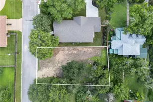 610 Cibilo St, Lockhart, TX 78644 - Photo 1