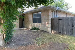 2744 N Heynis, New Braunfels, TX 78130 - Photo 3