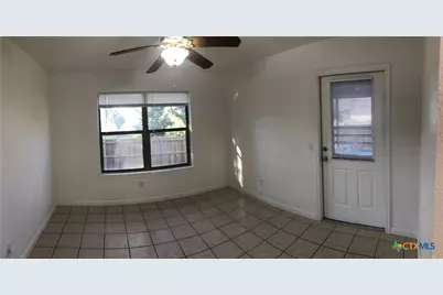 2744 N Heynis, New Braunfels, TX 78130 - Photo 17