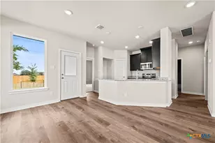 506 University Ave, Troy, TX 76579 - Photo 15
