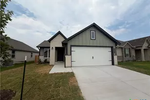 506 University Ave, Troy, TX 76579 - Photo 1