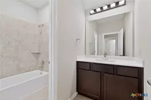 1239 Loma Rnch, New Braunfels, TX 78132 - Photo 29