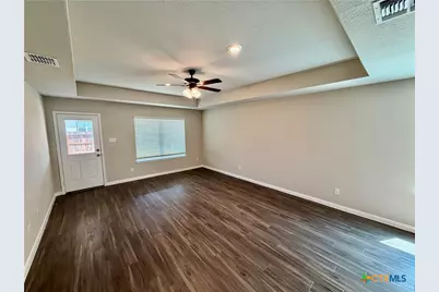1208 Sweden, Seguin, TX 78155 - Photo 3