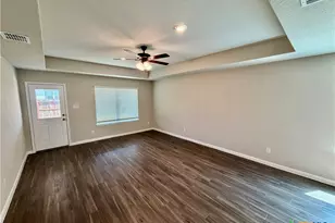 1208 Sweden, Seguin, TX 78155 - Photo 3