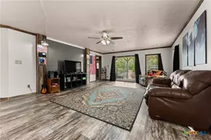 204 Rogers St, McGregor, TX 76657 - Photo 17