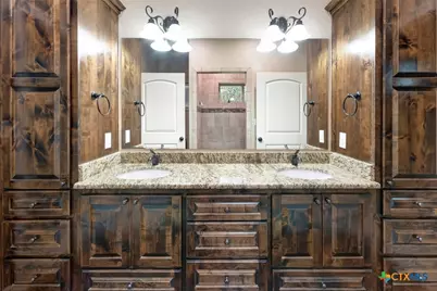 249 Post Oak Bend, Inez, TX 77968 - Photo 15