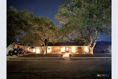 2202 E Loma Vista Avenue, Victoria, TX 77901 - Photo 3