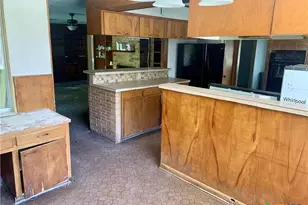 2202 E Loma Vista Ave, Victoria, TX 77901 - Photo 21
