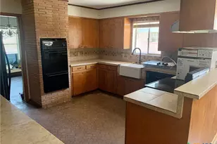 2202 E Loma Vista Ave, Victoria, TX 77901 - Photo 19
