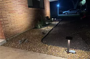 2202 E Loma Vista Ave, Victoria, TX 77901 - Photo 9