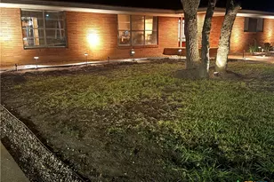 2202 E Loma Vista Ave, Victoria, TX 77901 - Photo 7