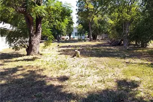 1004 E Ave E, Temple, TX 76501 - Photo 1