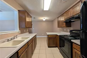 1644 W County Line Rd, New Braunfels, TX 78130 - Photo 15