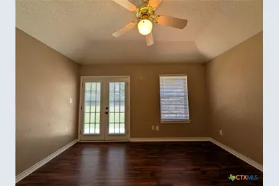 1644 W County Line Road, New Braunfels, TX 78130 - Photo 21