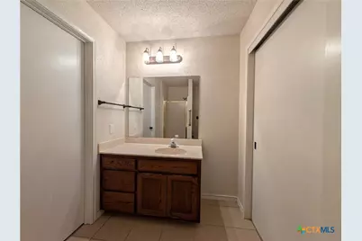 1644 W County Line Road, New Braunfels, TX 78130 - Photo 25