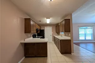 1644 W County Line Rd, New Braunfels, TX 78130 - Photo 11