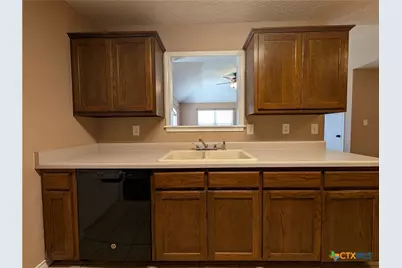 1644 W County Line Road, New Braunfels, TX 78130 - Photo 17