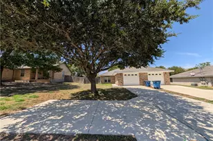 1644 W County Line Rd, New Braunfels, TX 78130 - Photo 3