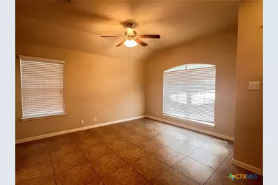 2020 Meadow View Drive, San Marcos, TX 78666 - Photo 5