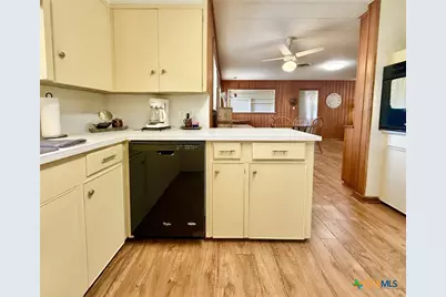 308 Louise Street, Edna, TX 77957 - Photo 25