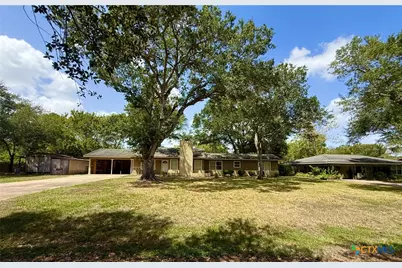 308 Louise Street, Edna, TX 77957 - Photo 5