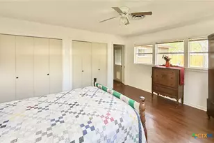 308 Louise St, Edna, TX 77957 - Photo 33