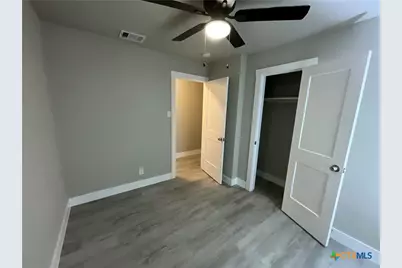 2018 Sherman Street, Seguin, TX 78155 - Photo 9