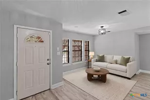 551 Thicket Ln, Kyle, TX 78640 - Photo 7