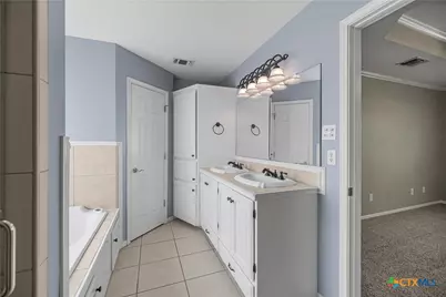 308 Green Gable Drive, Victoria, TX 77904 - Photo 19
