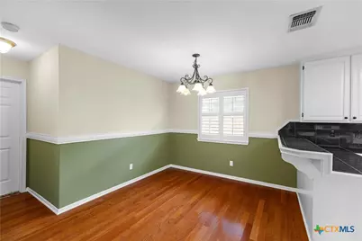 308 Green Gable Drive, Victoria, TX 77904 - Photo 13