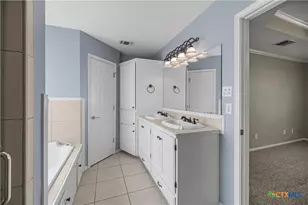 308 Green Gable Dr, Victoria, TX 77904 - Photo 19