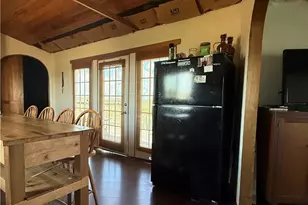 428 Marlin Dr, Palacios, TX 77465 - Photo 9