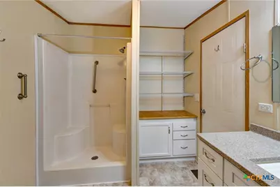 233 Ranch Road, Yoakum, TX 77995 - Photo 19