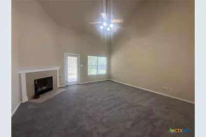 811 Shadow Creek Boulevard, Buda, TX 78610 - Photo 9