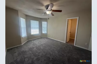 811 Shadow Creek Boulevard, Buda, TX 78610 - Photo 27