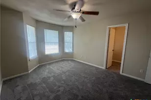 811 Shadow Creek Blvd, Buda, TX 78610 - Photo 27