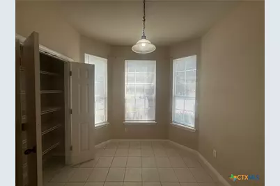 811 Shadow Creek Boulevard, Buda, TX 78610 - Photo 5