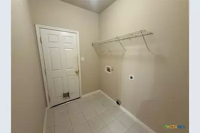 811 Shadow Creek Boulevard, Buda, TX 78610 - Photo 13