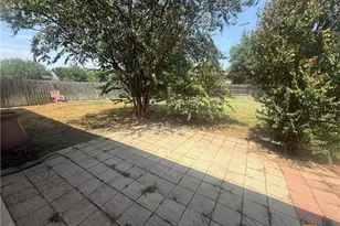 811 Shadow Creek Blvd, Buda, TX 78610 - Photo 19