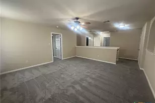 811 Shadow Creek Blvd, Buda, TX 78610 - Photo 23