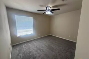 811 Shadow Creek Blvd, Buda, TX 78610 - Photo 33