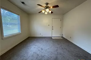 1301 Franz Dr, Killeen, TX 76541 - Photo 3