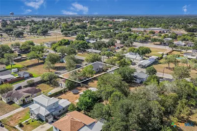 520 E First Street, Cuero, TX 77954 - Photo 17