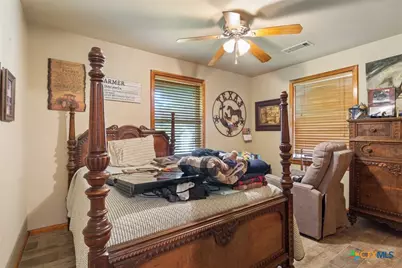 907 E Main Street, Little River-Academy, TX 76554 - Photo 17