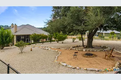 610 Battistrada, New Braunfels, TX 78132 - Photo 33