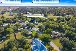 710 Courtney St, Edna, TX 77957 - Photo 23