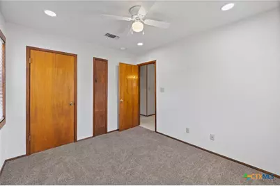 710 Courtney Street, Edna, TX 77957 - Photo 15