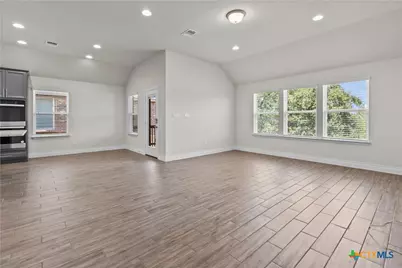 2250 Steerhead Trail, New Braunfels, TX 78132 - Photo 17