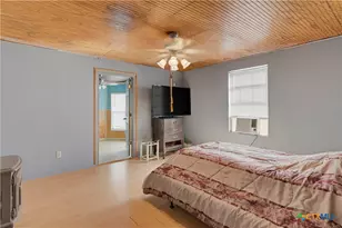 4054 FM 466, Seguin, TX 78155 - Photo 15